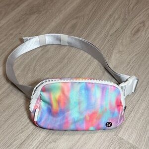 Lululemon Everywhere Belt Bag 1L